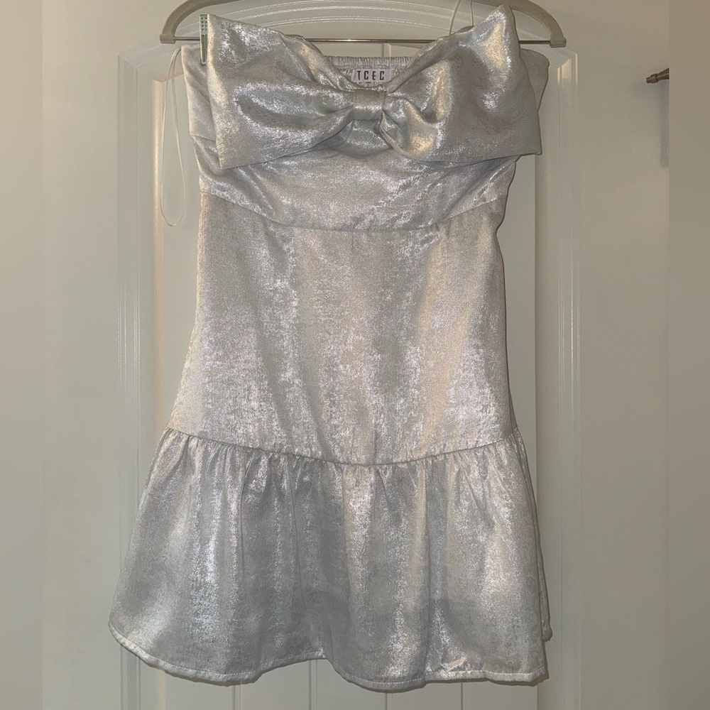 Silver dress with bow TCEC